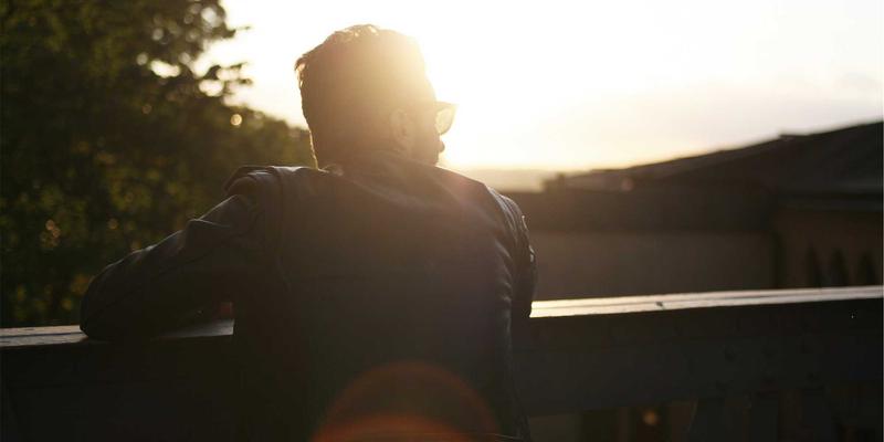 网络数据平面编程实战：用P4语言与可编程交换机重塑数字分享与前端体验